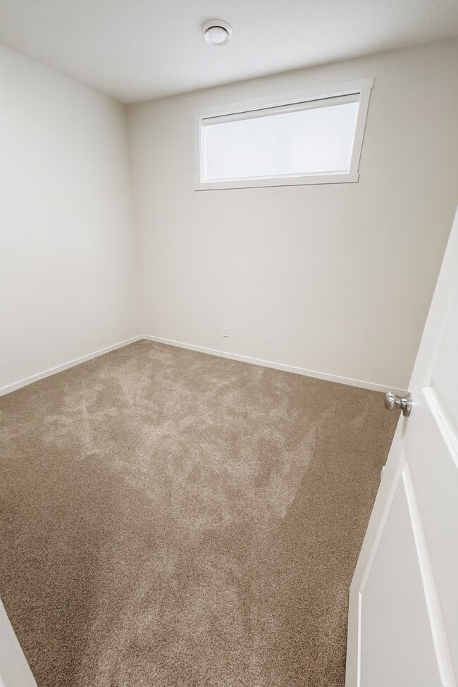 Photo - 4231 Kinglet Dr NW