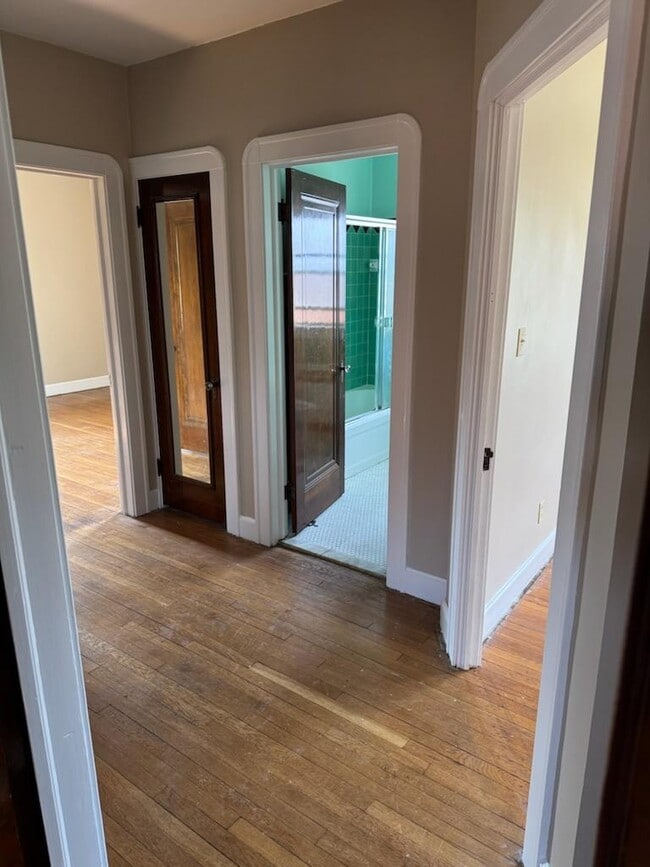 2477 E 126th St Unit 2nd floor
