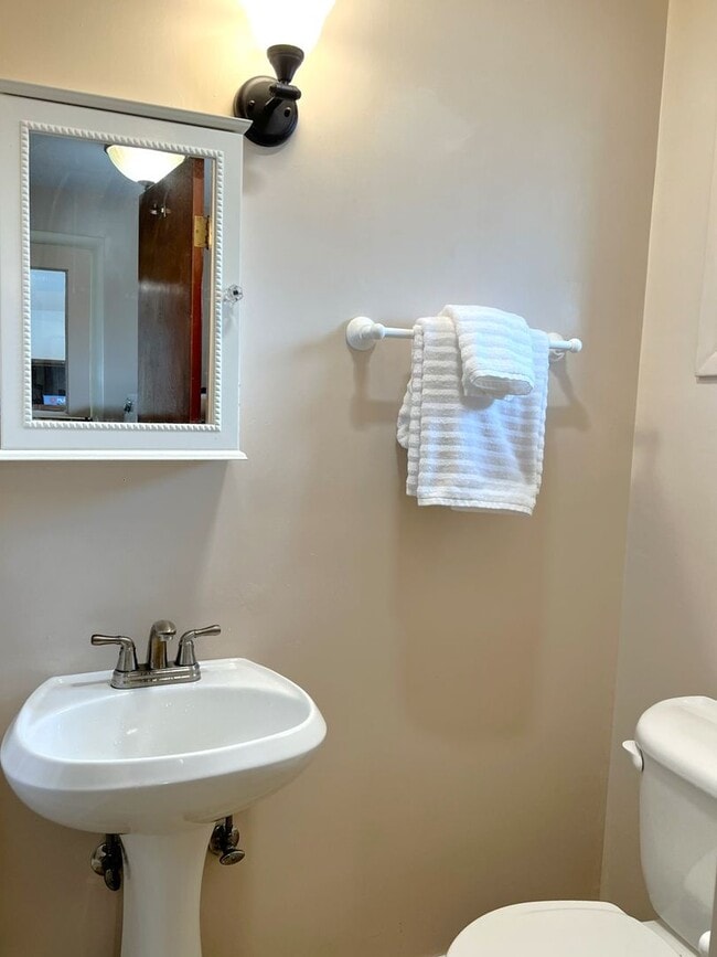 Photo - 307 Del Norte Ln