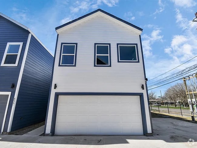 Building Photo - 855 S Victory Dr Rental