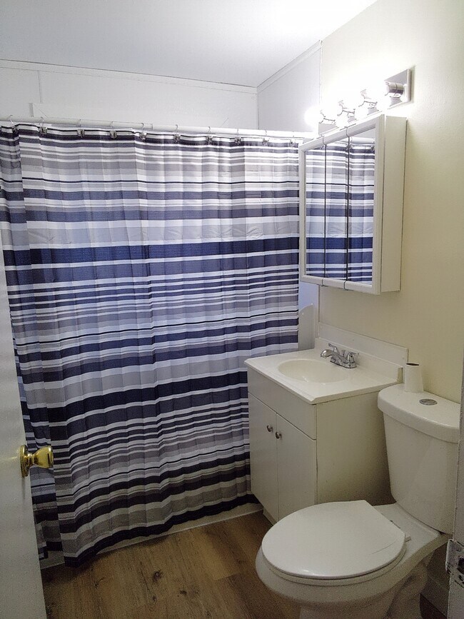 Photo - 21 Indianwood Blvd