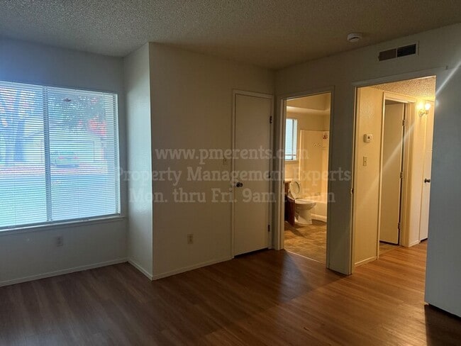 Photo - 3701 Colonial Dr Unidad 184