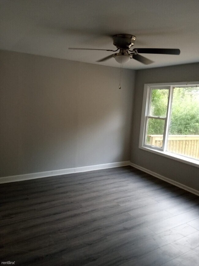 3 br, 1 bath House - 18 Lynwood Drive - 3 br, 1 bath House - 18 Lynwood Drive