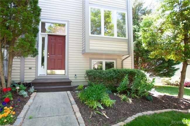 Building Photo - 12011 Shore View Dr Rental