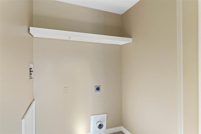 Photo - 14702 Scarlet Oak Dr