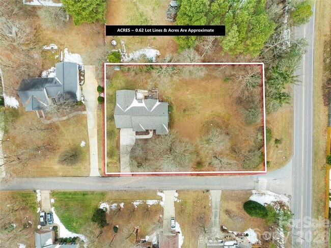 Photo - 108 Woodstork Cove Rd