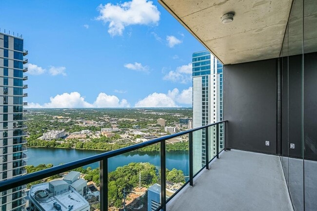 Photo - 610 Davis St Unidad 4201 Rental