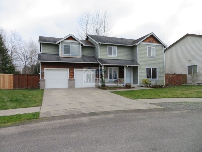 Beautiful House at Puyallup - Freshly Pain... - Beautiful House at Puyallup - Freshly Pain...