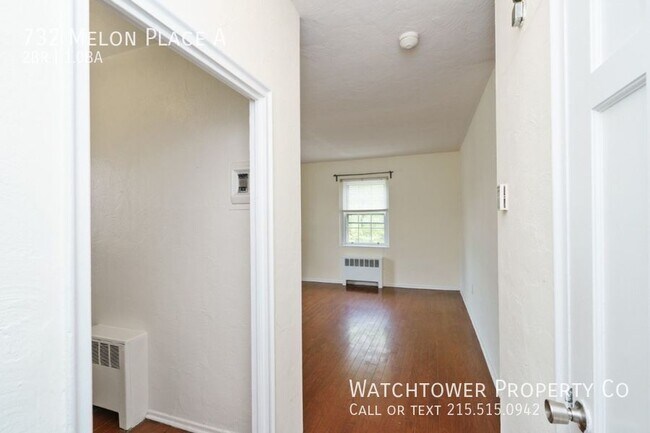 Photo - 732 Melon Pl