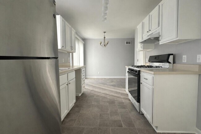 Photo - 939 Legion Dr