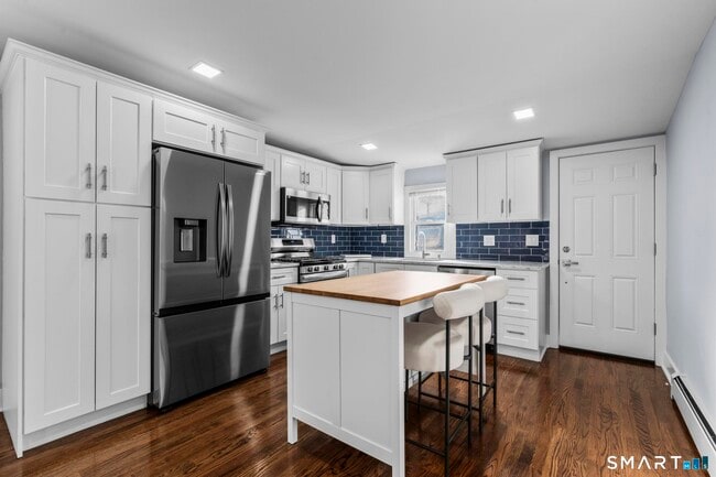 Photo - 75 Commercial St