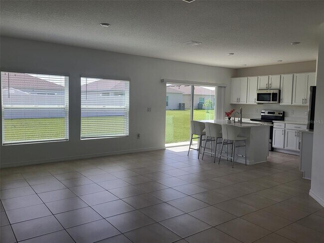 Photo - 239 Amber Way Casa