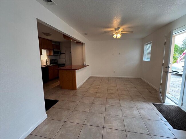 Photo - 1031 Mohawk St