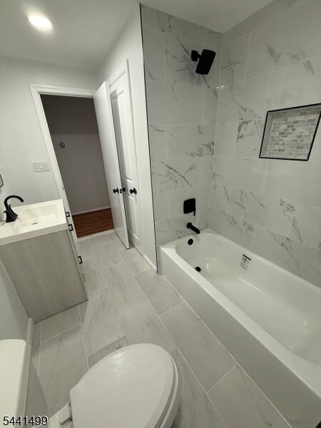Photo - 120 Orchard Rd Unit 2