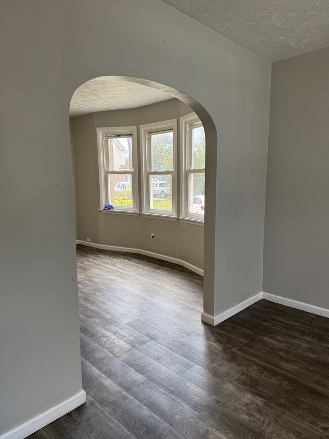 Photo - 92 Lockhart St