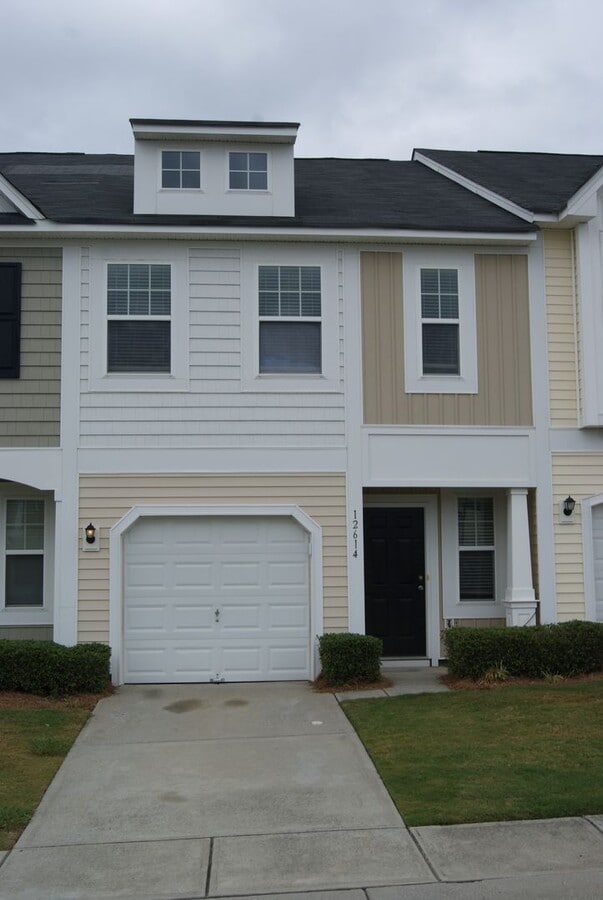 Photo - 12614 Persimmon Tree Dr