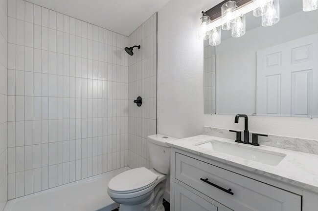 Photo - Euclid &amp; 10th Apartments