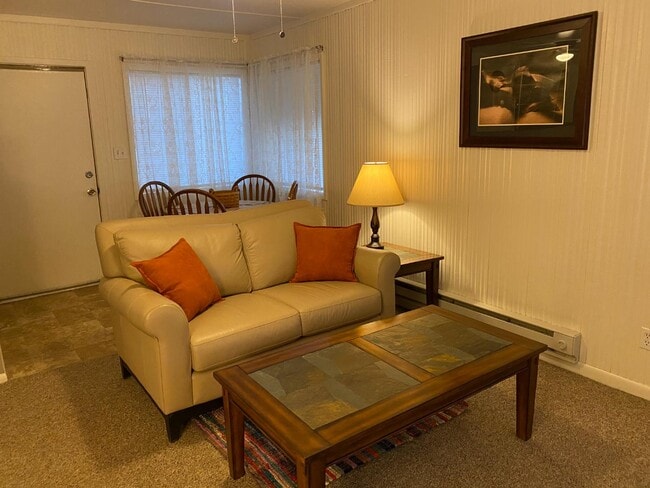 Building Photo - 304 S Harrison St