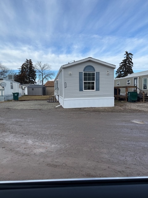 Building Photo - 4370 N Montana Ave