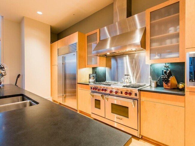 Photo - 555 E 5th St Condo Unit 2901