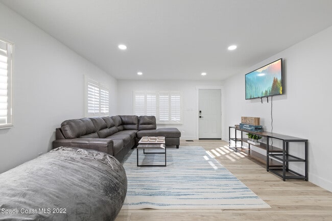 Photo - 1420 S Atlantic Ave