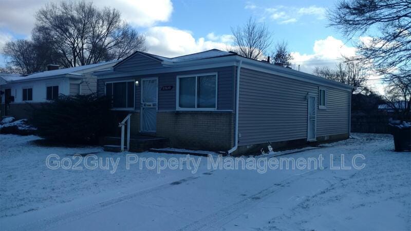 Photo - 22649 Frisbee St