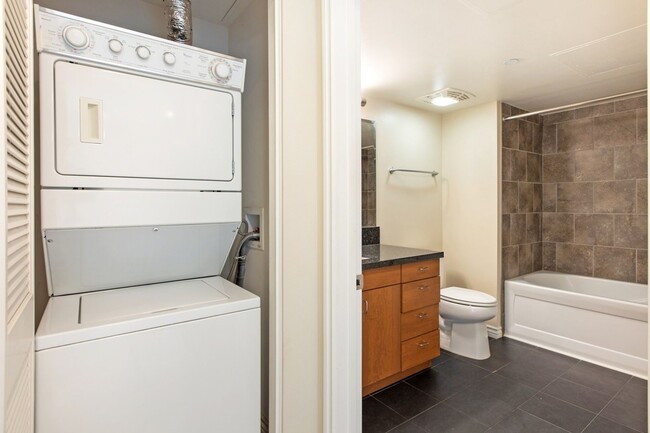 *** STUNNING 1 BED 1 BATH***CENTRAL A/C***... - *** STUNNING 1 BED 1 BATH***CENTRAL A/C***... Rental