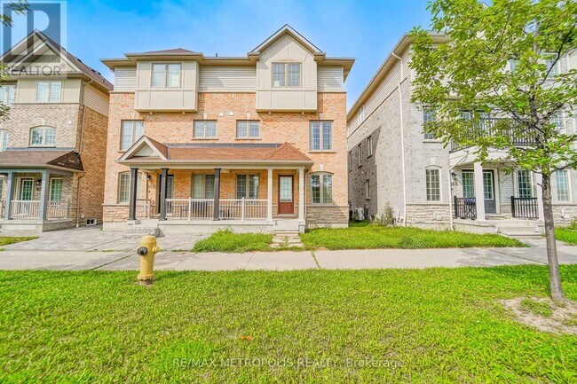 Photo - 866 Audley Rd S