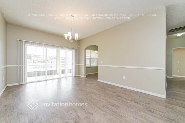 Photo - 467 Tamarind Parke Ln