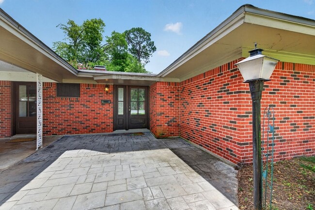 Photo - Gorgeous 3 Bedroom Home in Shreve Island