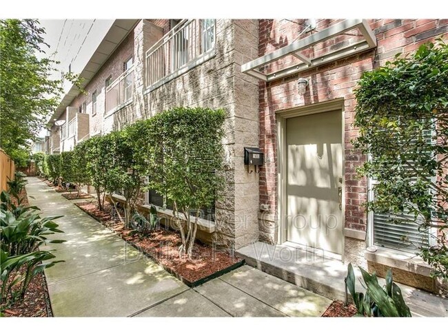 Photo - 1609 Tribeca Way Townhome