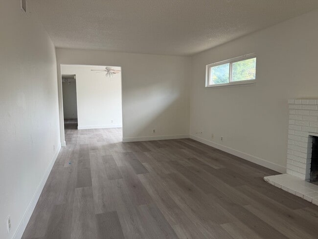 Photo - 2635 Moderna Ct