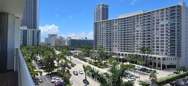 Photo - 3725 S Ocean Dr Unit 727