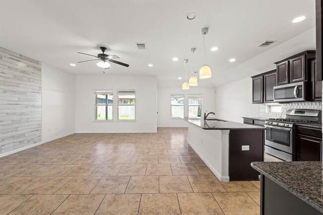 Photo - 2317 Billy Pat Rd