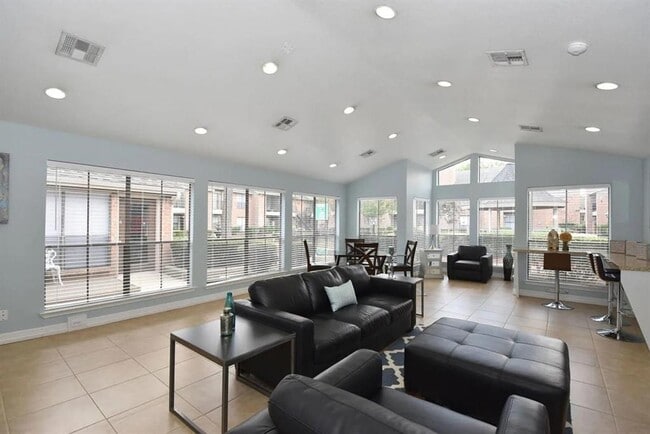 Photo - 1230 Farm to Market 1960 Bypass Rd E Apartment Unit 1114