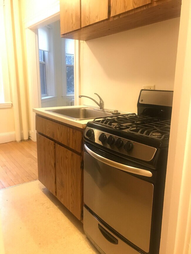 Photo - 122 Riverway Unit 12A