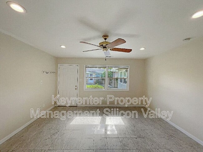 Photo - 1814 Woodside Rd