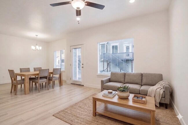 Photo - 7243 N Silver Spring Way