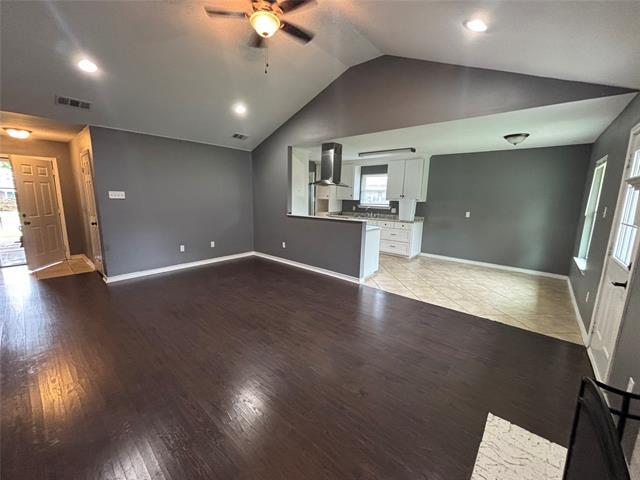 Photo - 619 Allencrest Dr