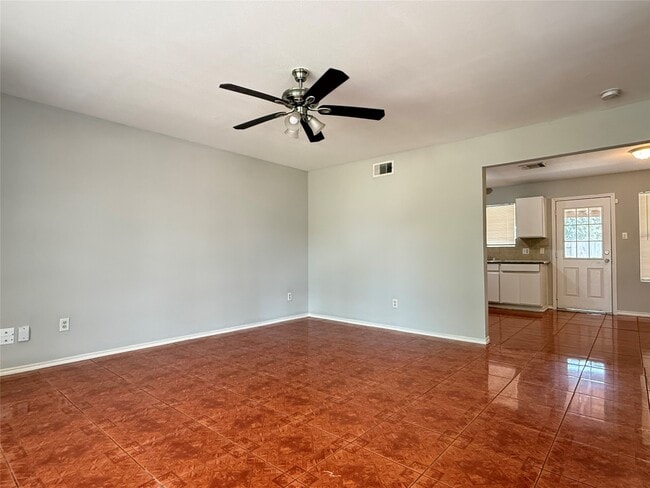 Photo - 2403 Chalet Rd