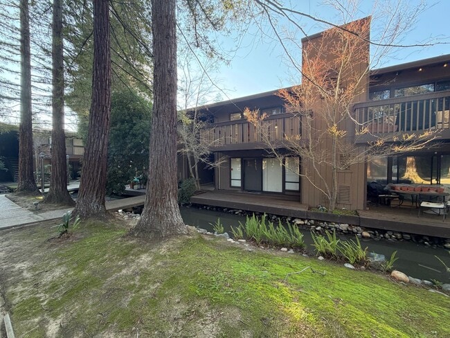 Photo - 2 bedroom | 1 bathroom | Arden-Arcade Condo Available Now!