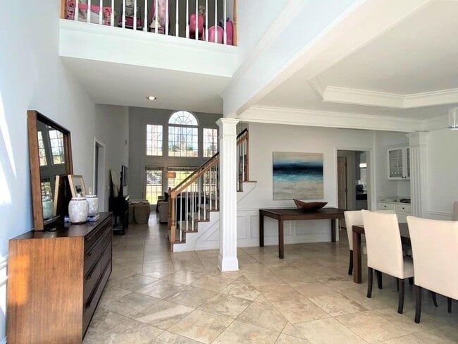 Photo - 175 Smithdun Ln