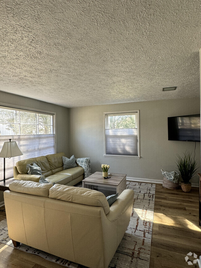 Bright and Airy Living Room - 196 S Point Dr Rental