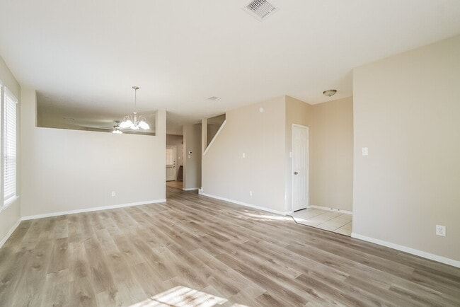 Photo - 21902 Willow Shadows Dr