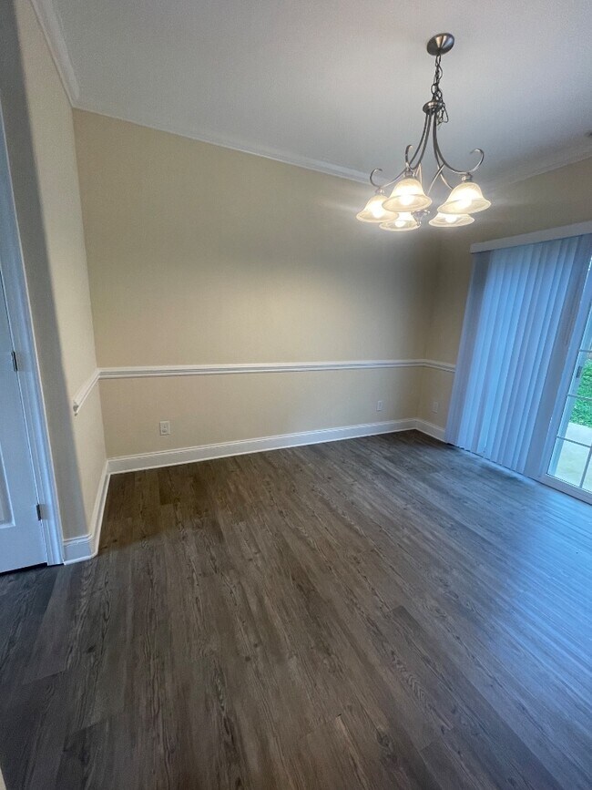 Photo - 614 N Center St