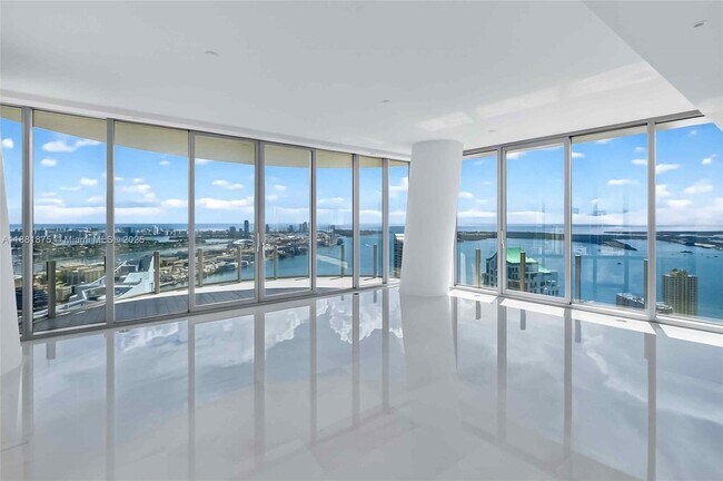 Building Photo - 300 Biscayne Blvd Way Unit 4901E Rental