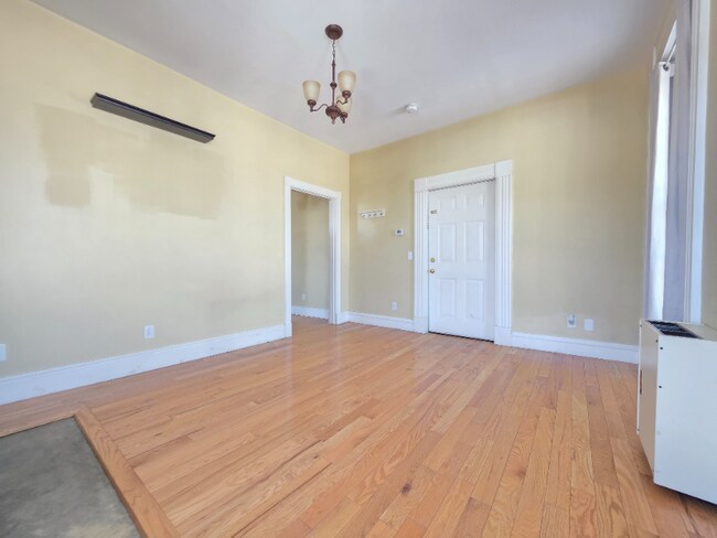 Photo - 128 Hammond St Unidad 1