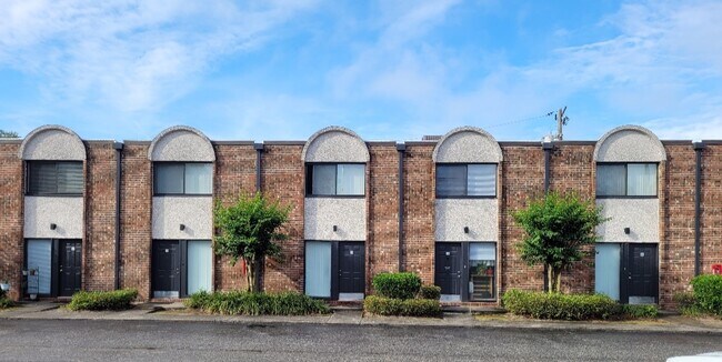 Abercorn Townhomes and Apartments