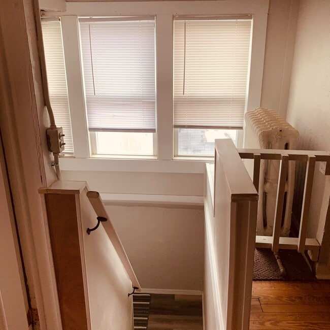 Photo - 2900 Enoch Ave Unit 1