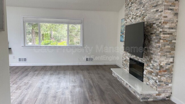 Photo - 3790 Whitman Cir